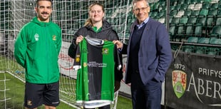Aberystwyth FC’s new kit marks partnership with university