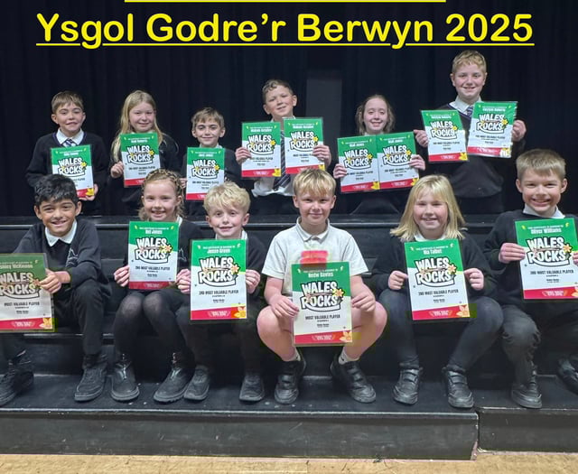 Ysgol Godre'r Berwyn excels at Wales Rocks