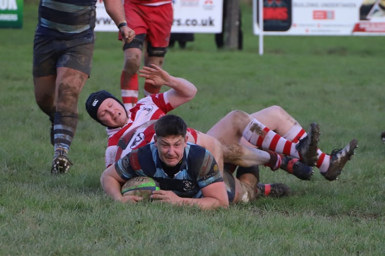 Lee Truck scores a try on his 200th appearance for Aberystwyth (Photo: Mike Binks)