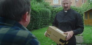 Ffilm LHDTC+ S4C wedi ‘rhoi llwyfan rhyngwladol i’r Gymraeg’ 