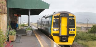 Plans to fix 'unsafe' 1930s train station canopy