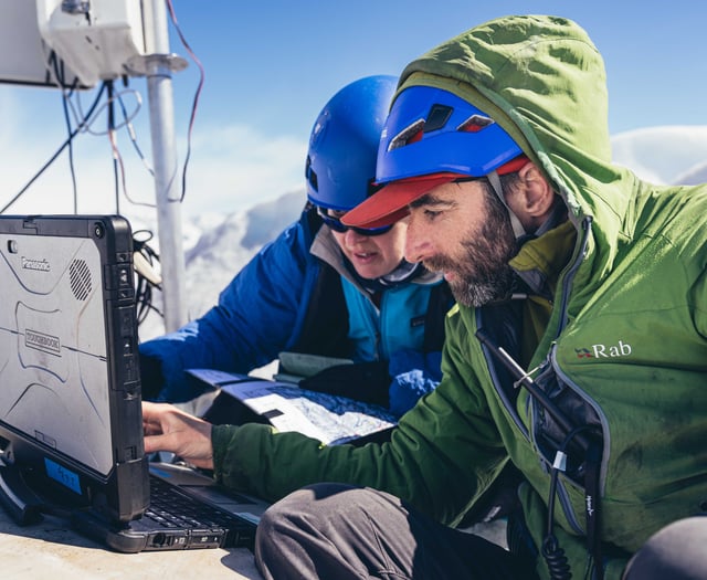 Royal polar medal for Aberystwyth expert 