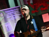 Visually-impaired Gwynedd musician releases inspiring single