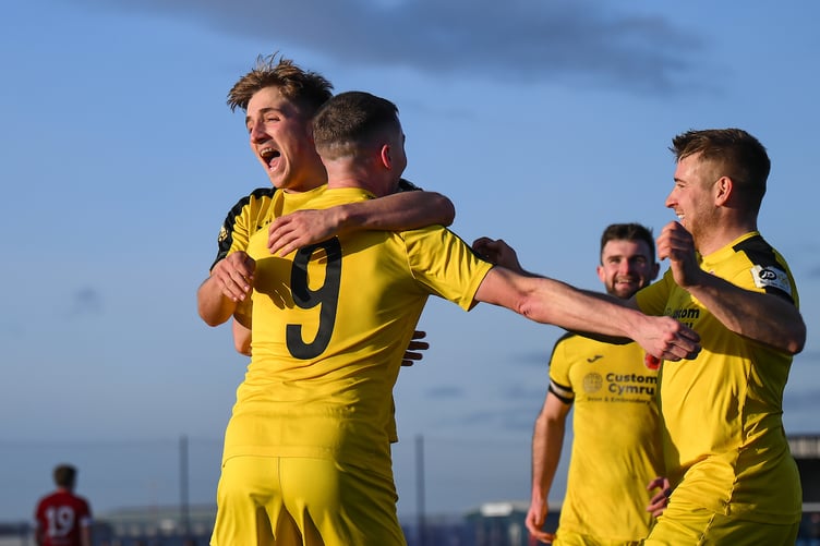 BROUGHTON, WALES - 10 JANUARY 2026: Dion Phillips of Penrhyncoch celebrates his goal to make it 0-1 during the JD Cymru North game between Gresford Athletic and Penrhyncoch at The Hollingsworth Group Stadium in Broughton. (Pic by Craig Thomas/FAW)