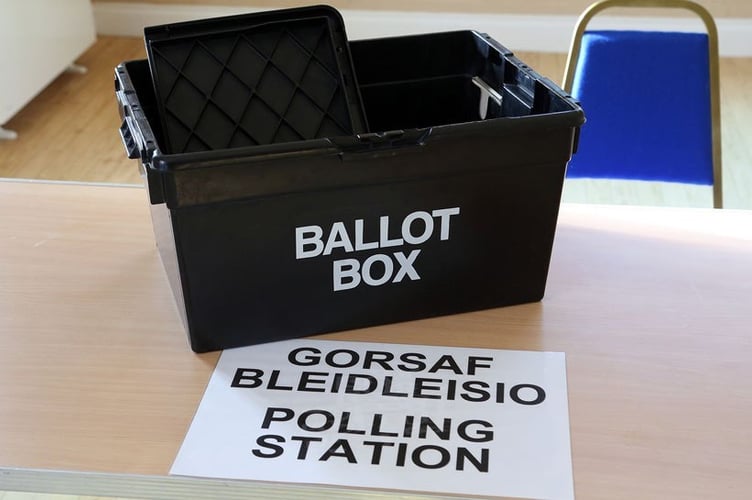 polling station vote