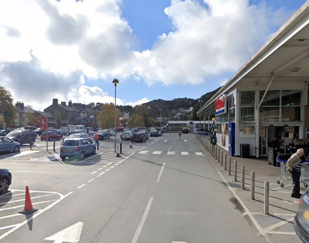 Tesco Porthmadog