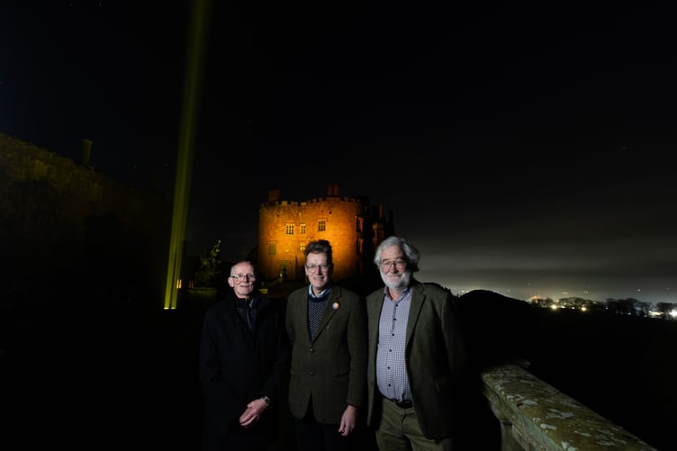 EDITORIAL USE ONLY
(L-R) Councillor Graham Breeze, Leader of Powys County Council Jake Berriman and cllr Richard Church at the 'Tour de Skies' activation in Welshpool, where yellow beams of light are projected simultaneously at ten locations across the UK, each beam representing a town or city that will host a start or finish stage of the 2027 Tour de France or the Tour de France Femmes avec Zwift. Picture date: Thursday January 15, 2026. PA Photo. The announcement outlines further route details for both events, with the men's Tour de France beginning in Edinburgh on July 2, followed by the Tour de France Femmes in Leeds on July 30. Photo credit should read: Fabio De Paola/PA Media Assignments