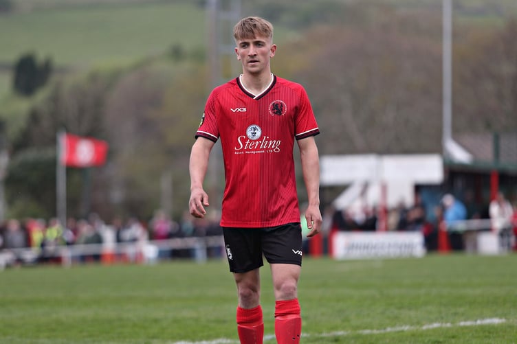 PENRHYNCOCH, CEREDIGION, WALES - 12th APRIL 2025 - Dan Owen of Penrhyncoch during CPD Penrhyncoch vs Colwyn Bay FC in Round 30 of the JD Cymru North at Cae Baker, Penrhyncoch (Pic by Sam Eaden\FAW)