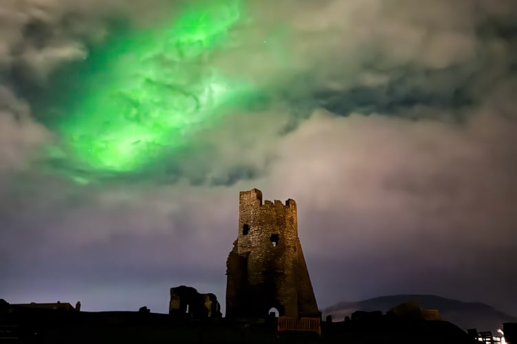 Is that aliens or is it the aurora over the Castell Aberystwyth Castle?