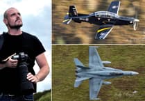 Photographing planes helps mental health