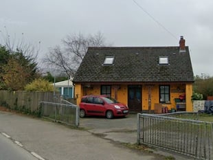 Plan to turn disused Crymych shop into home