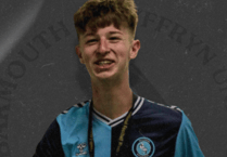 Barmouth boost midfield with Joe Lloyd signing