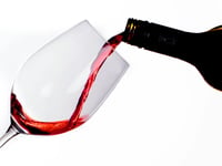 Powys residents more likely to be ID'd for alcohol deliveries at home