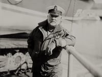 New Quay RNLI coxswain Daniel Potter stands down after 32 years