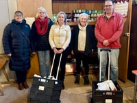 Pwllheli Foodbank volunteers praised by MP
