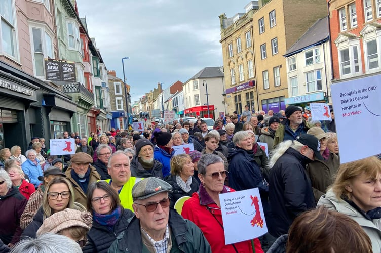 Hundreds gathered in Owain Glyndwr Square. Photo: Julie McNicholls Vale