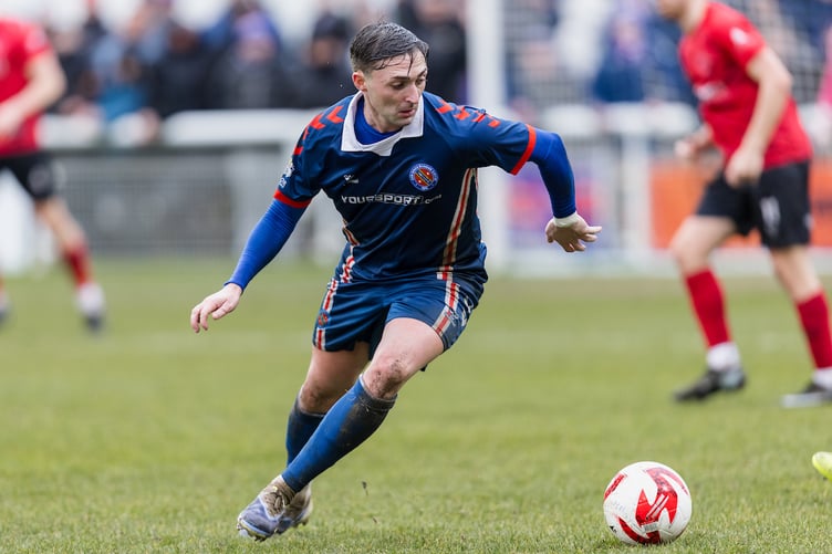 BANGOR, WALES - 31 JANUARY 2026: Bangor City's Cai Owen during round 5 of the 2025/26 JD Welsh Cup fixture between Clwb Pêl-droed Dinas Bangor City 1876 FC v Caerau Ely FC at Bangor City Stadium, Bangor, Wales (Pic by John Smith/FAW)
