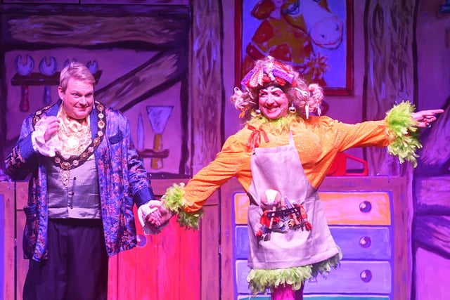 Aberdyfi panto enjoys successful run