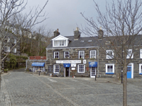 Man threatened to burn down Porthmadog pub