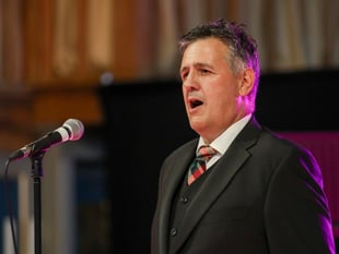 Rhys Meirion headlines charity concert