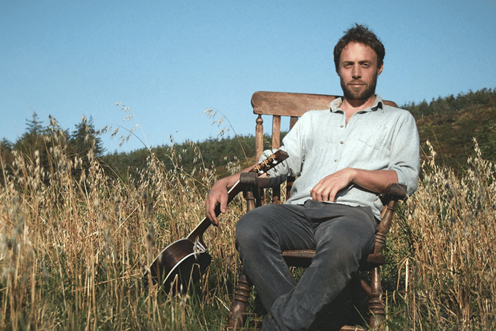 Y canwr gwerin Owen Shiers