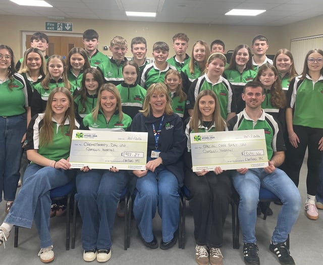 Llanllwni YFC raise thousands for special care baby unit
