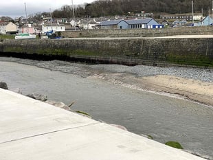 Council (supposedly) finishes dredging Aberaeron harbour entrance