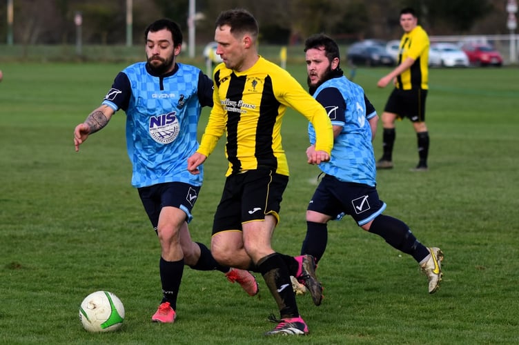 After a season away, Nick Smith is back in the amber and black of Talybont, bringing with him a wealth of experience, quality, and composure that will be a massive boost to the squad.
His leadership and talent on the pitch will be invaluable as they push to finish the season on a high