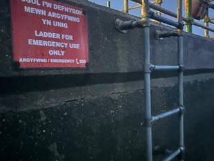 Criccieth demands beach access restoration