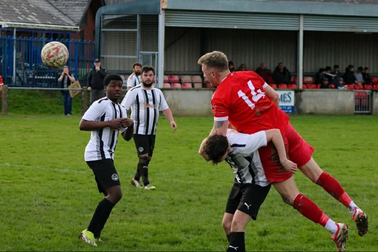 Newcastle Emlyn ran out comfortable winners against Penparcau (Photo: Robert Brook)