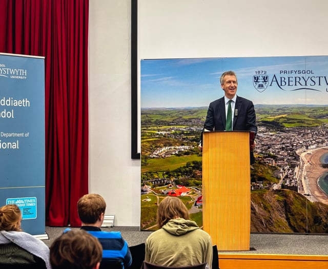 UK Security Minister visits Aberystwyth University 