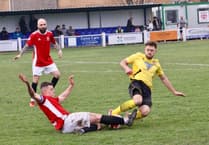 Porthmadog held to goalless grind after five‑week layoff