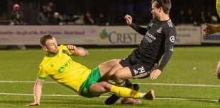 Mistakes cost Cofis as Nomads hit four