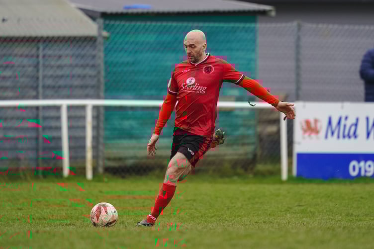 CEREDIGION, WALES - 14 FEBRUARY 2026:Geoff Kellaway of Penrhnycoch during the JD Cymru North 2025/26 fixture Penrhyncoch vs Mold Alexandra at Cae Baker, Ceredigion, Wales (Pic by Jamie Edwards)