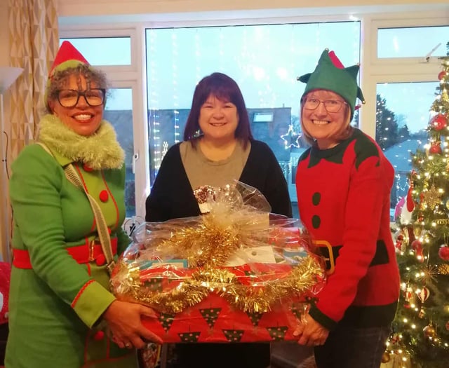 Dyffryn Elves seek volunteers and thank community for hamper help