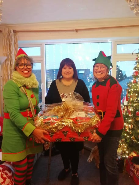 The Dyffryn Elves in action