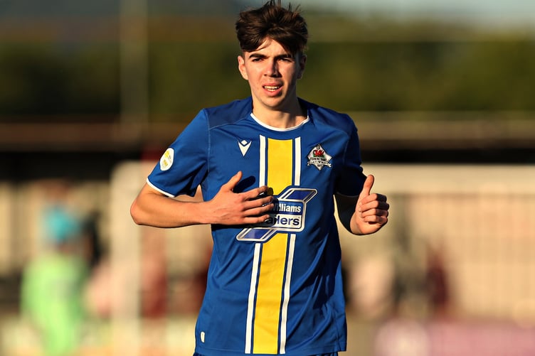 PORTHMADOG, GWYNEDD, WALES - 16th MAY 2025 - Gwydion Roberts of Llanuwchllyn during CPD Llanuwchllyn vs Holyhead Hotspur in the Lock Stock Ardal Northern Play-Off Final at Y Traeth Porthmadog (Pic by Sam Eaden/FAW)