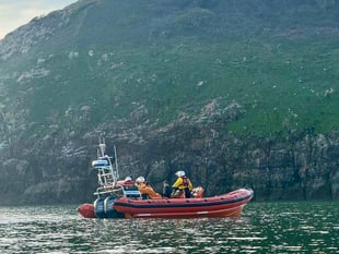 Criccieth RNLI rescues jet skiers