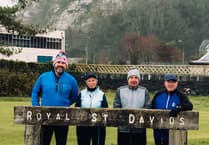 Harlech visit for former rugby player Scott Quinnell