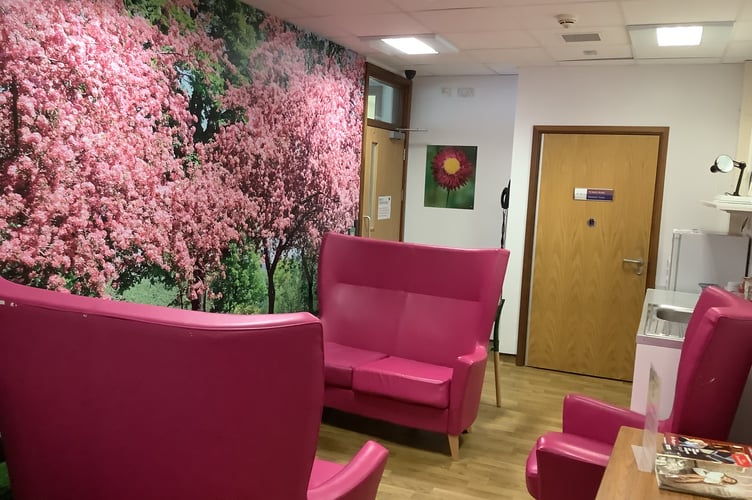 Refurbishments and new seating for ICU Glangwili relatives 
