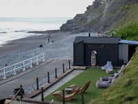 Aberystwyth beachside sauna moves back to Constitution Hill