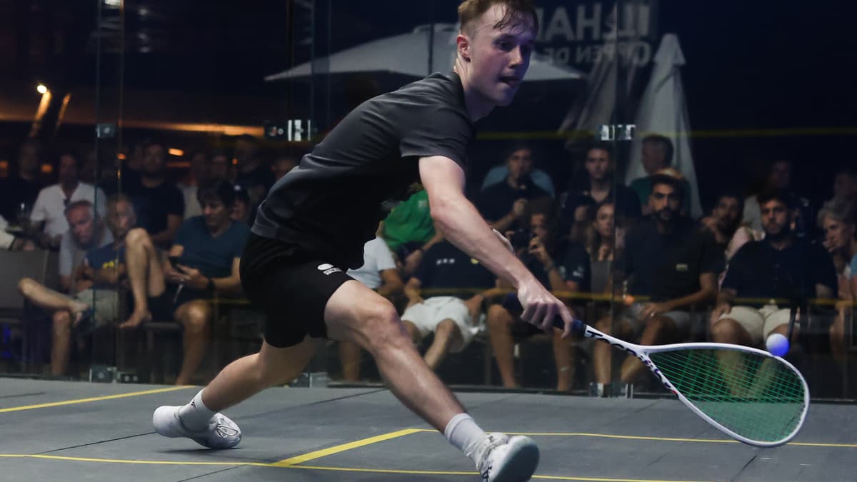 Rhys Evans smashes into world top 100