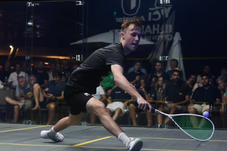 Rhys Evans made it to the final of the Ilhabela BMW Open in the exclusive Yacht Club de Ilhabela