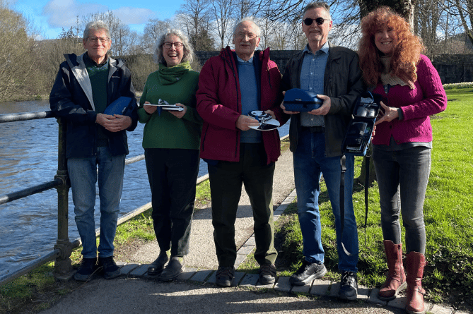 John Bimson (Zero Carbon Llanidloes), Jane Callaghan (Ffrindiau Afonydd Llanidloes Rivers' Friends & Compton's Yard Trust), Dr John Hughes (Llanidloes Mayor), Cllr Dan Craig (Llanidloes Deputy Mayor), Jackie Newey (Ffrindiau Afonydd Llanidloes Rivers' Friends)