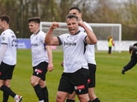 Lakesiders net five to stay in the fight