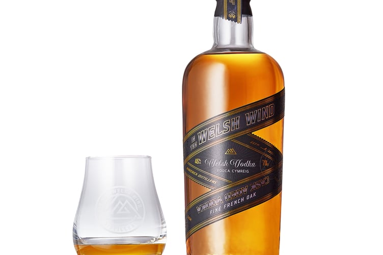 In The Welsh Wind Cask Aged Vodka Pack Shot