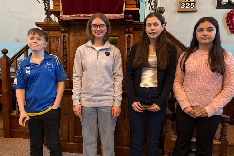 Unawd 12 ac o dan 16 oed: 1, Rhion Davies; 2, Mari Gwenllian; 3, Cadi Aur ac Awen Davies