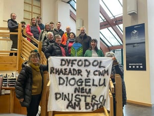 Welsh Government leaves Cwm Cynfal decision