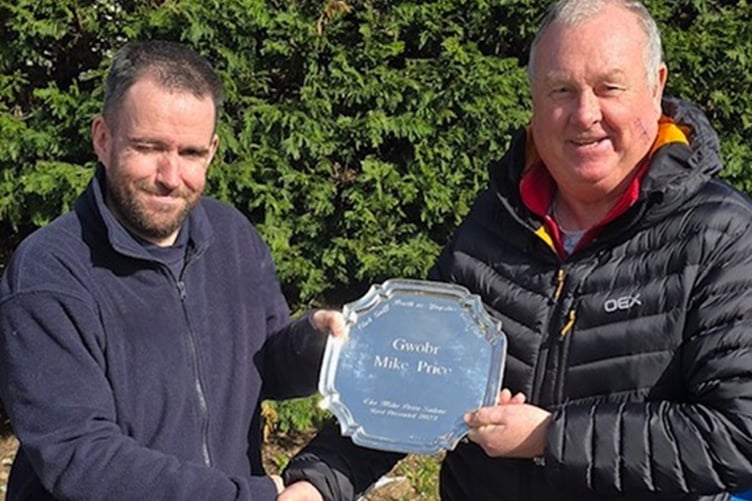 Adam Roberts winner of the Mike Price Salver presented by Captain Harri Jones