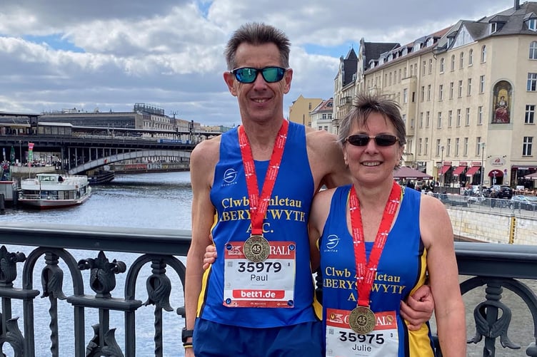 Paul and Julie Williams at the Berlin Half Marathon